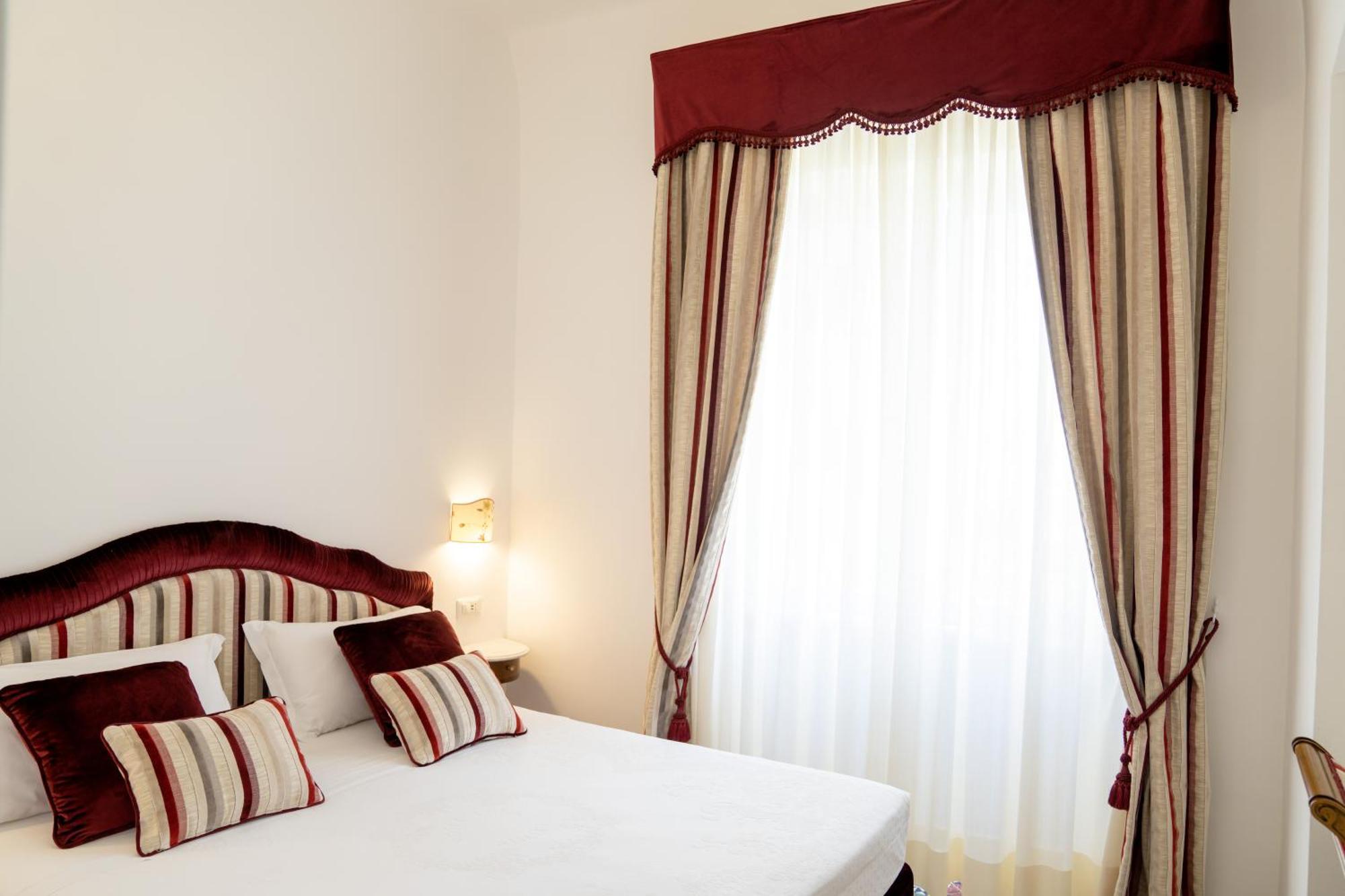 Hotel Luna Convento Амальфі Номер фото