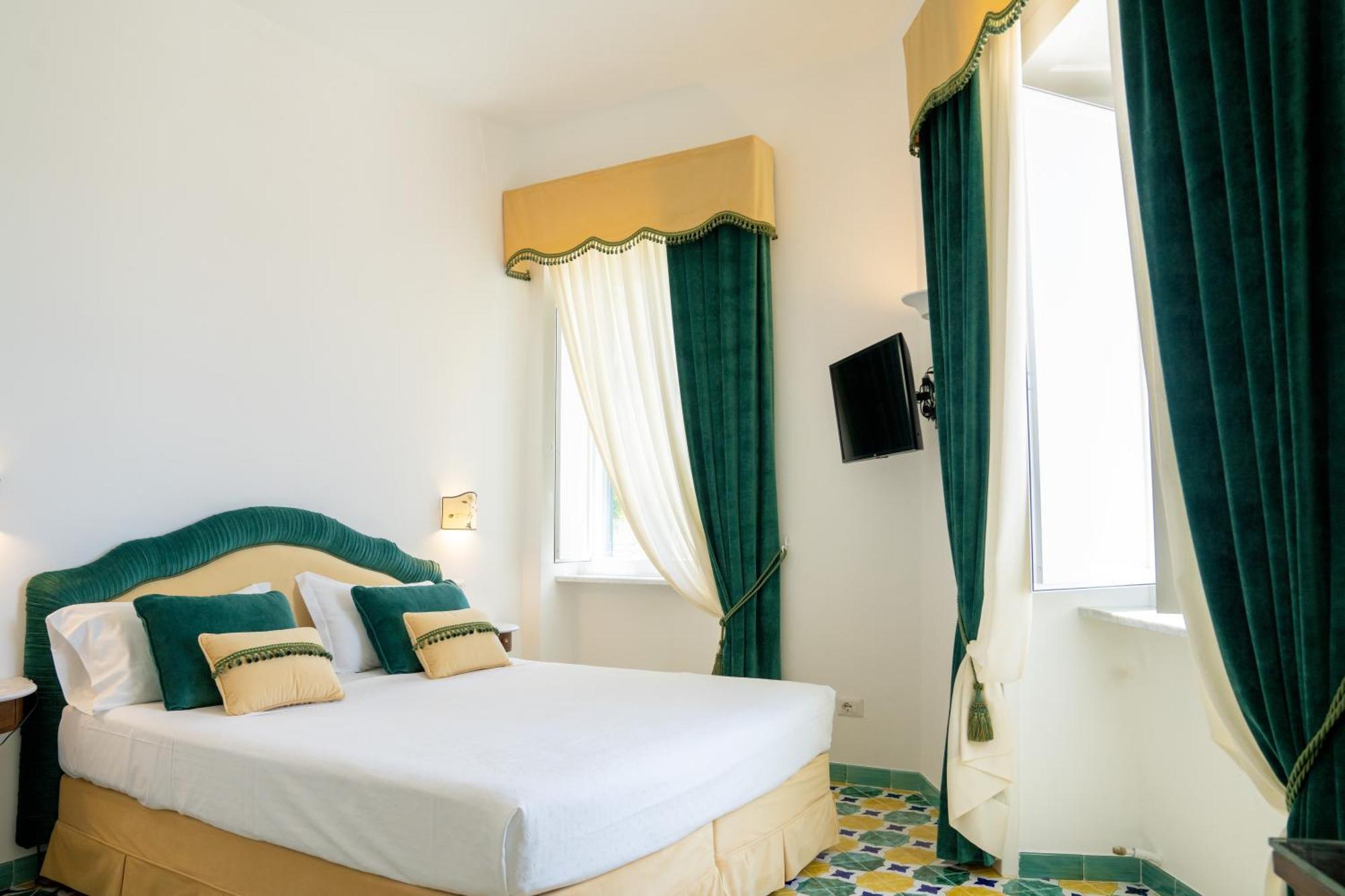 Hotel Luna Convento Амальфі Номер фото